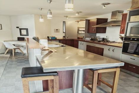 Photo of property in 126 Creswick Terrace, Northland, Wellington, 6012