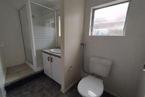 Photo of property in 1/135 Glamorgan Drive, Torbay, Auckland, 0630