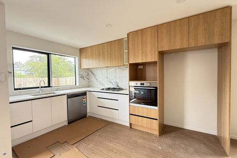 Photo of property in 40 Normanton Street, Glenfield, Auckland, 0629