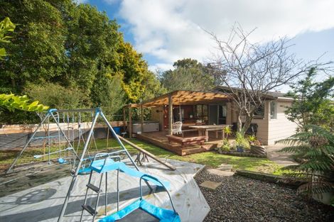 Photo of property in 16 Kowhai Street, Tokomaru, Palmerston North, 4474