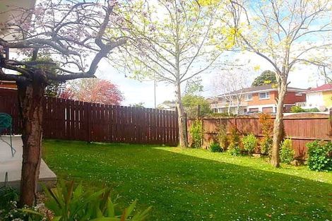 Photo of property in 38 Whiteacres Drive, Sunnyhills, Auckland, 2010