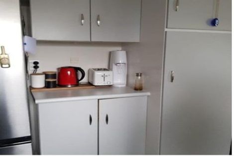 Photo of property in 2/434 Gloucester Street, Taradale, Napier, 4112