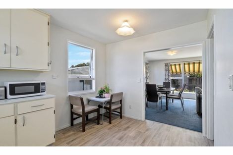 Photo of property in 2/4 Taranui Place, Bromley, Christchurch, 8062