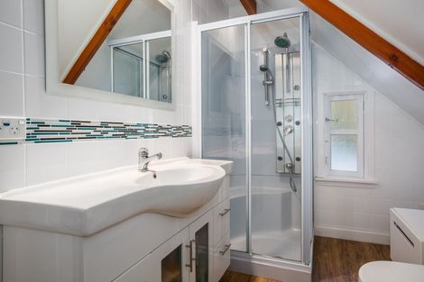 Photo of property in 123 Muritai Road, Eastbourne, Lower Hutt, 5013