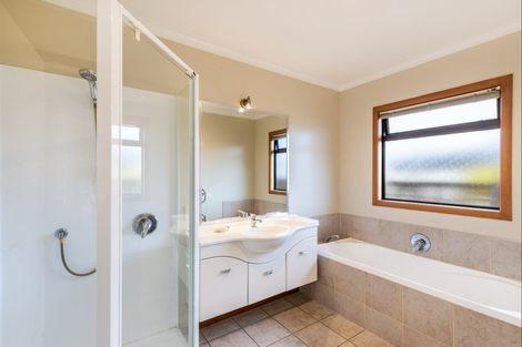 Photo of property in 9 Scott Drive, Nukuhau, Taupo, 3330