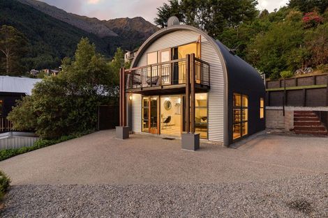 Photo of property in 281 Fernhill Road, Sunshine Bay, Queenstown, 9300