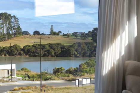 Photo of property in 2 Taeore Lane, Raglan, 3225