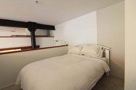 Photo of property in Hannahs Warehouse Apartments, 21/13 Leeds Street, Te Aro, Wellington, 6011
