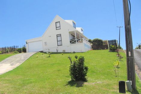 Photo of property in 75 Stratford Drive, Cable Bay, 0420