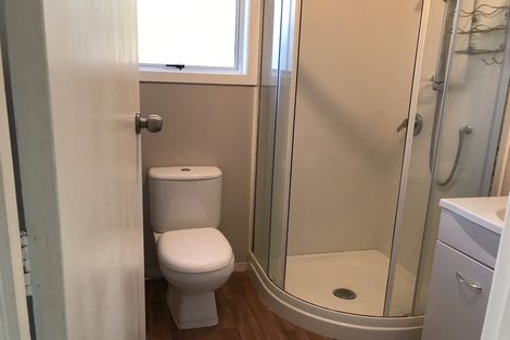 Photo of property in 4 Osman Street, Glen Eden, Auckland, 0602