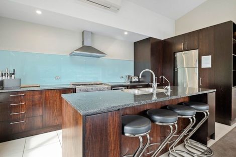 Photo of property in Lakeview Heights, 3/124 Lismore Street, Wanaka, 9305