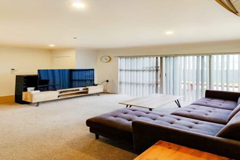 Photo of property in 70 Raglan Street, Mangere East, Auckland, 2024