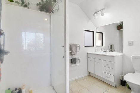 Photo of property in 34 Bleakhouse Road, Howick, Auckland, 2014