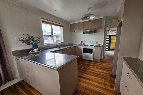 Photo of property in 13 Saint Annes Street, Levin, 5510