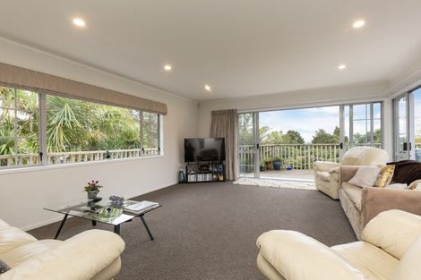 Photo of property in 13 Awhiorangi Promenade, Swanson, Auckland, 0816