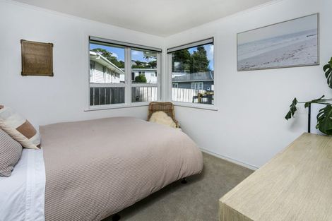 Photo of property in 57 Peach Road, Glenfield, Auckland, 0629