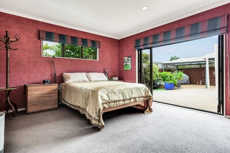 Photo of property in 13 Cranbrook Place, Rototuna North, Hamilton, 3210