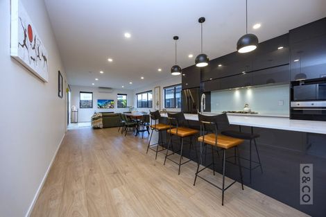 Photo of property in 29 Lumbarda Drive, Kumeu, 0810