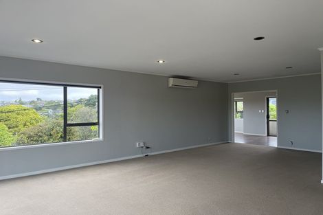Photo of property in 463 Beach Road, Murrays Bay, Auckland, 0630
