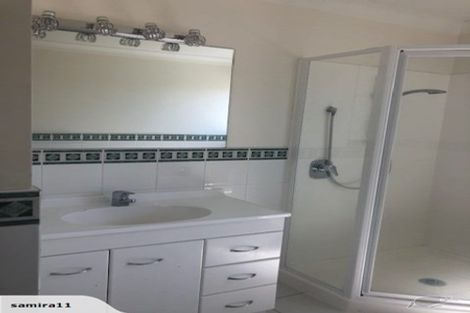 Photo of property in 25 The Enclave, Totara Heights, Auckland, 2105