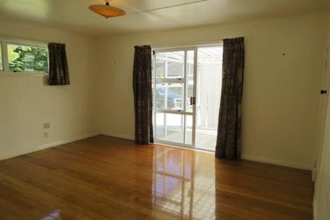 Photo of property in 392 Mangorei Road, Merrilands, New Plymouth, 4312