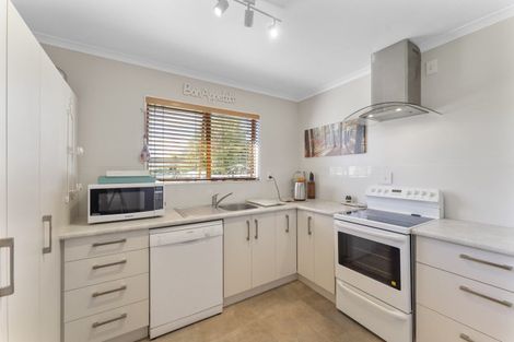 Photo of property in 6 Brandon Street, Otaki, 5512