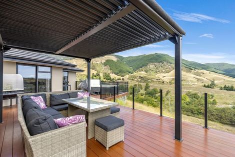 Photo of property in 39 Huntaway Close, Stoke, Nelson, 7011