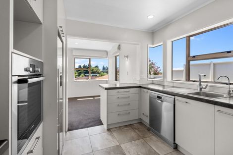 Photo of property in 20b Laing Place, Otumoetai, Tauranga, 3110