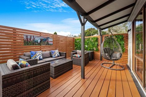 Photo of property in 82 Oaktree Avenue, Browns Bay, Auckland, 0630