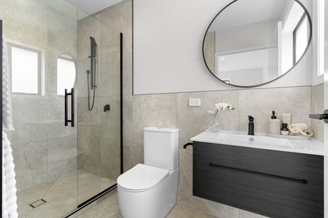 Photo of property in 59 Te Taniwha Road, One Tree Point, 0118