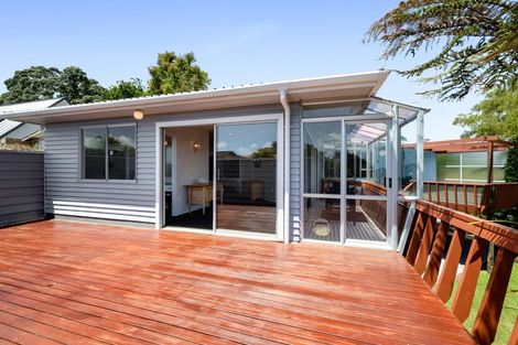 Photo of property in 16 Selwyn Street, Lower Vogeltown, New Plymouth, 4310