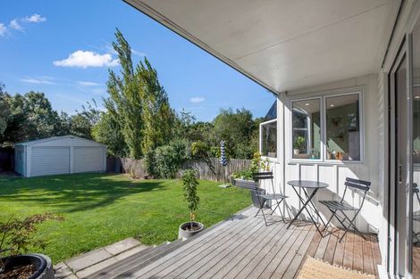 Photo of property in 14 Queens Avenue, Waikuku Beach, 7402