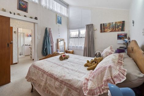 Photo of property in 10 Lambert Street, Marton, 4710