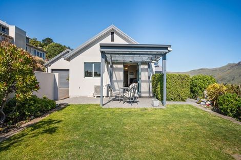 Photo of property in 190 Cannon Hill Crescent, Mount Pleasant, Christchurch, 8081