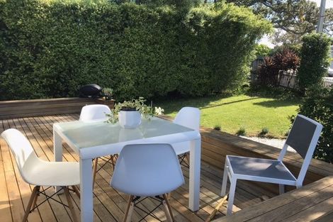 Photo of property in 2/9 Gazelle Avenue, Beach Haven, Auckland, 0626