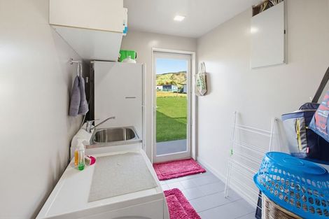 Photo of property in 8 Westoe Street, Waikaia, 9778