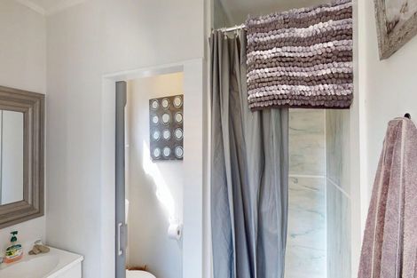 Photo of property in 4 Gloucester Street, Waitarere Beach, Levin, 5510