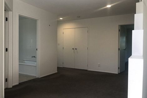 Photo of property in 1/19 Beach Road, Castor Bay, Auckland, 0620