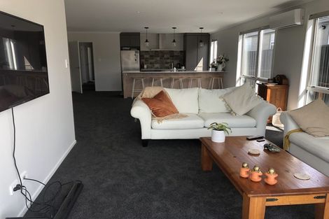 Photo of property in 30 Empire Crescent, Papamoa, 3118