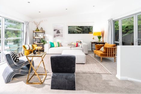 Photo of property in 21 Kopiko Way, Brooklyn, Wellington, 6021