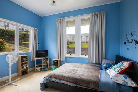 Photo of property in 6 Calvert Road, Moturoa, New Plymouth, 4310