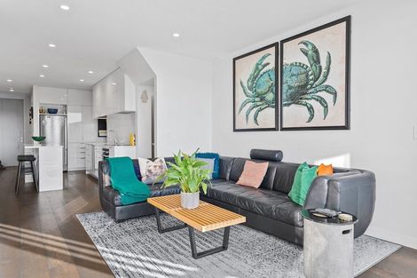 Photo of property in 9/83 Hinemoa Street, Birkenhead, Auckland, 0626