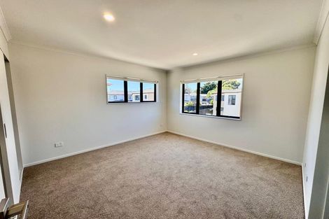 Photo of property in 64e Coxhead Road, Manurewa, Auckland, 2102