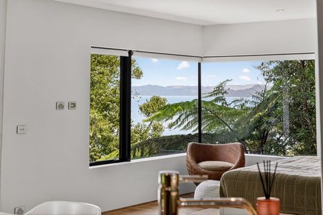 Photo of property in 34 Arapito Road, Titirangi, Auckland, 0604