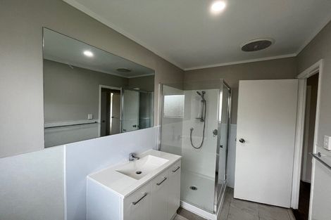 Photo of property in 2/3 Berwyn Avenue, Takanini, 2112