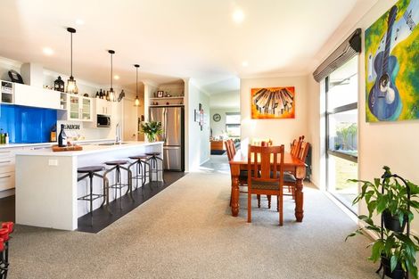 Photo of property in 4 Wanaka Place, Poraiti, Napier, 4112