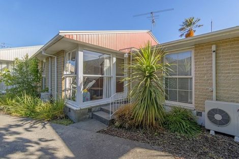 Photo of property in 2/140 Champion Street, Edgeware, Christchurch, 8013