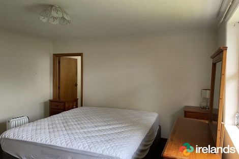 Photo of property in 17 Highfield Place, Avonhead, Christchurch, 8042