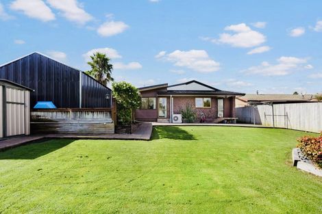 Photo of property in 109 Prince Regent Drive, Half Moon Bay, Auckland, 2012