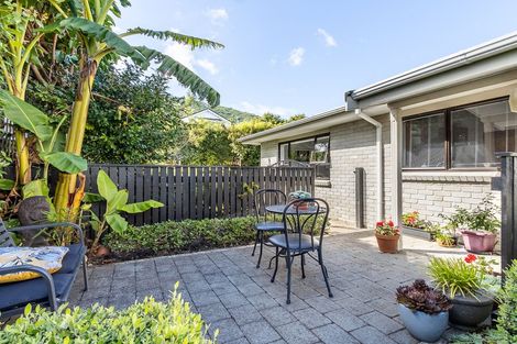 Photo of property in 21a Winara Avenue, Waikanae, 5036